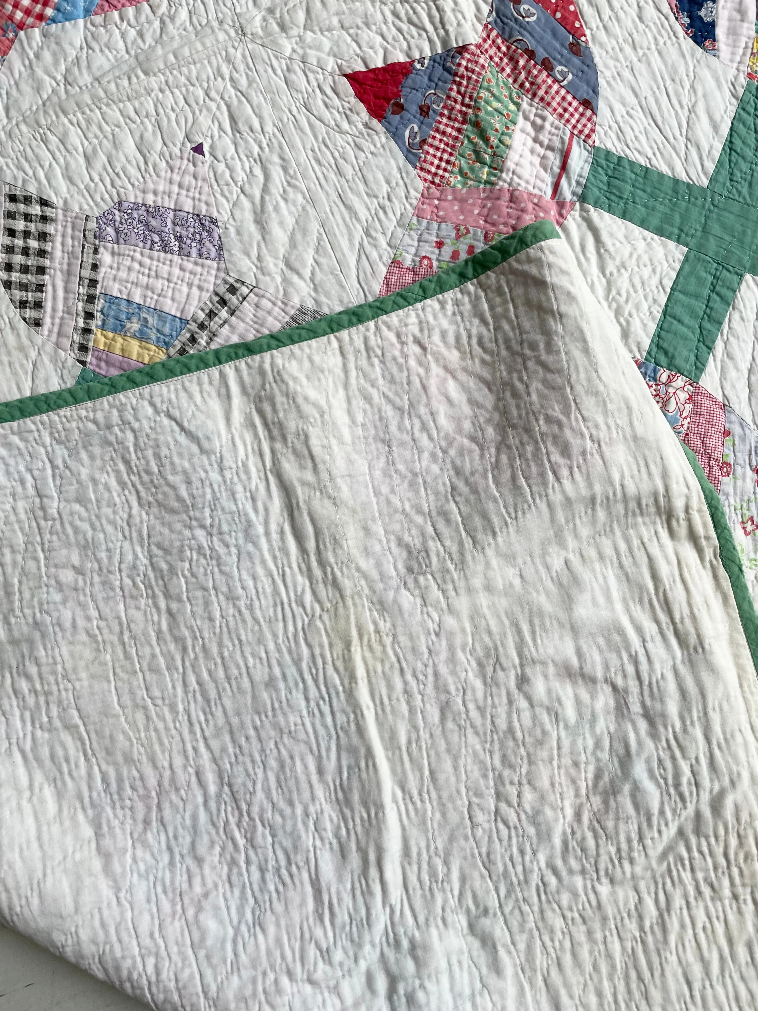 1930s Feedsack Tulip Quilt