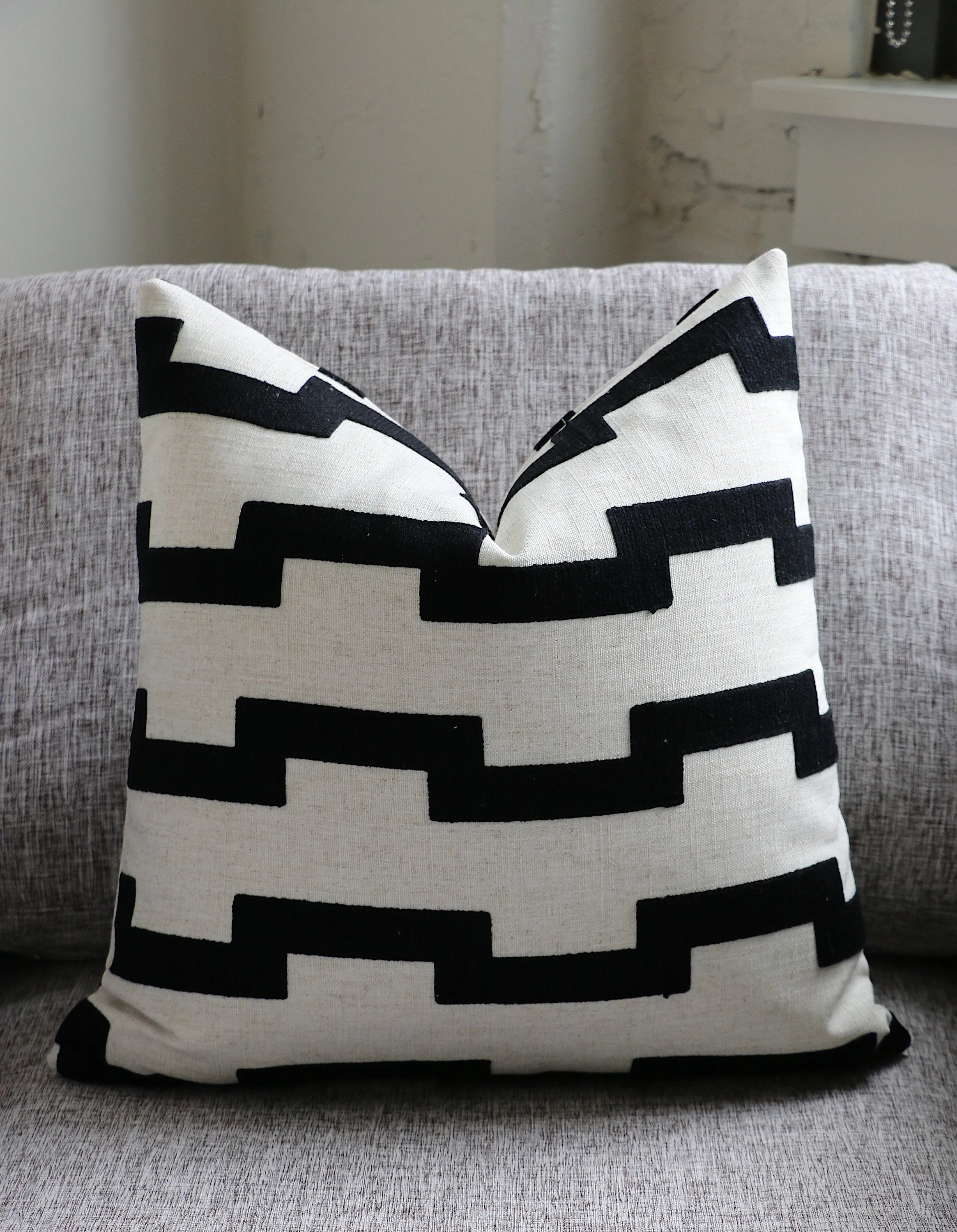 African Pillow 20x20 / Embroidered Pillow Cover 20x20 / Modern Pillow Cover 20x20 / Black Kuba Pillow 20x20 / Geometric 20x20 Pillow