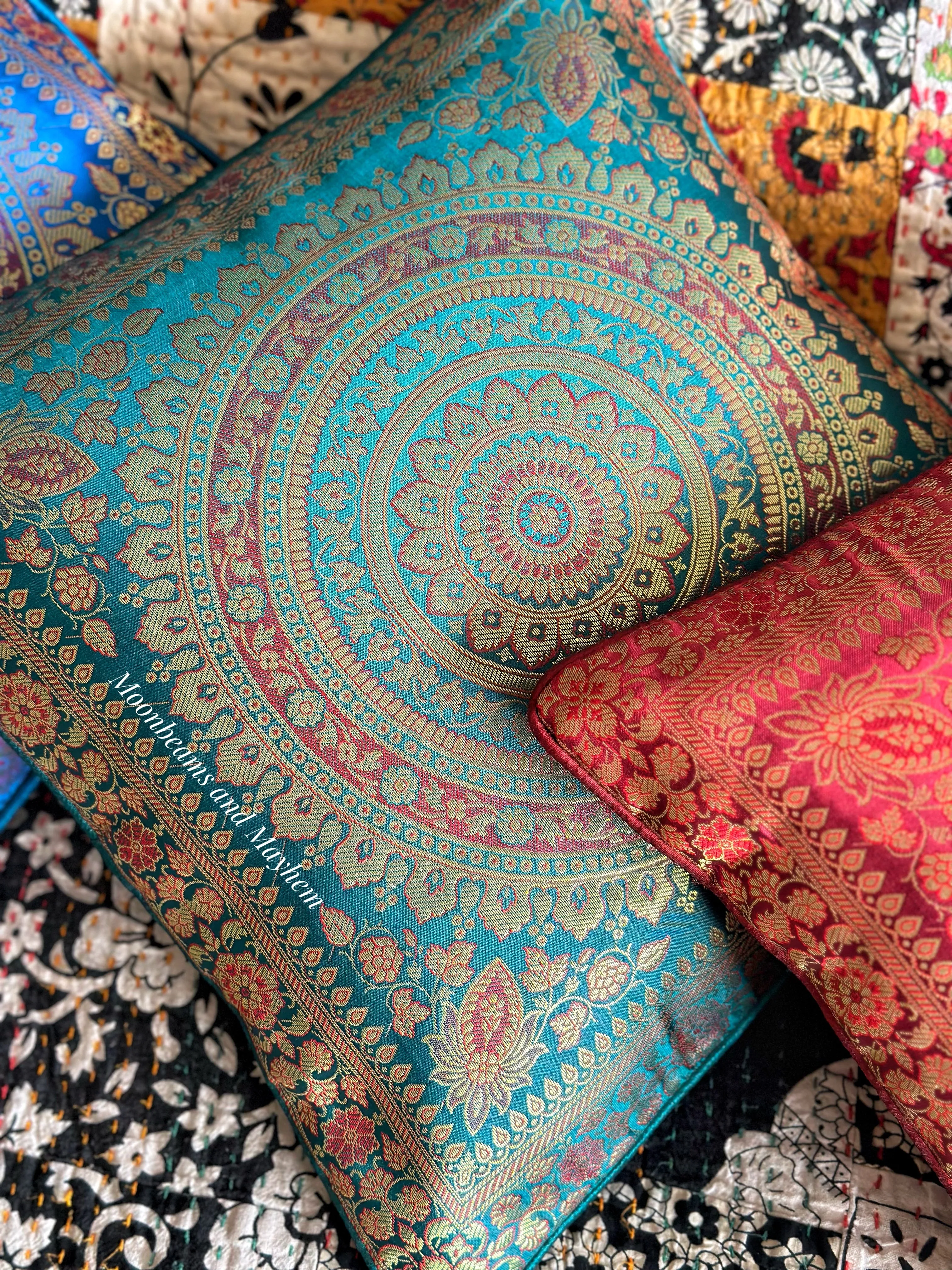 BEAUTIFUL INDIAN MANDALA CUSHION