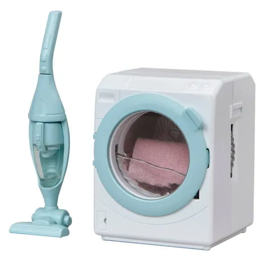 Calico Critters - Laundry & Vacuum Cleaner