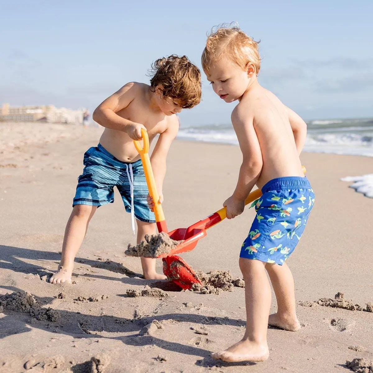 Children's Long Handled Flat Shovel for Snow or Sand