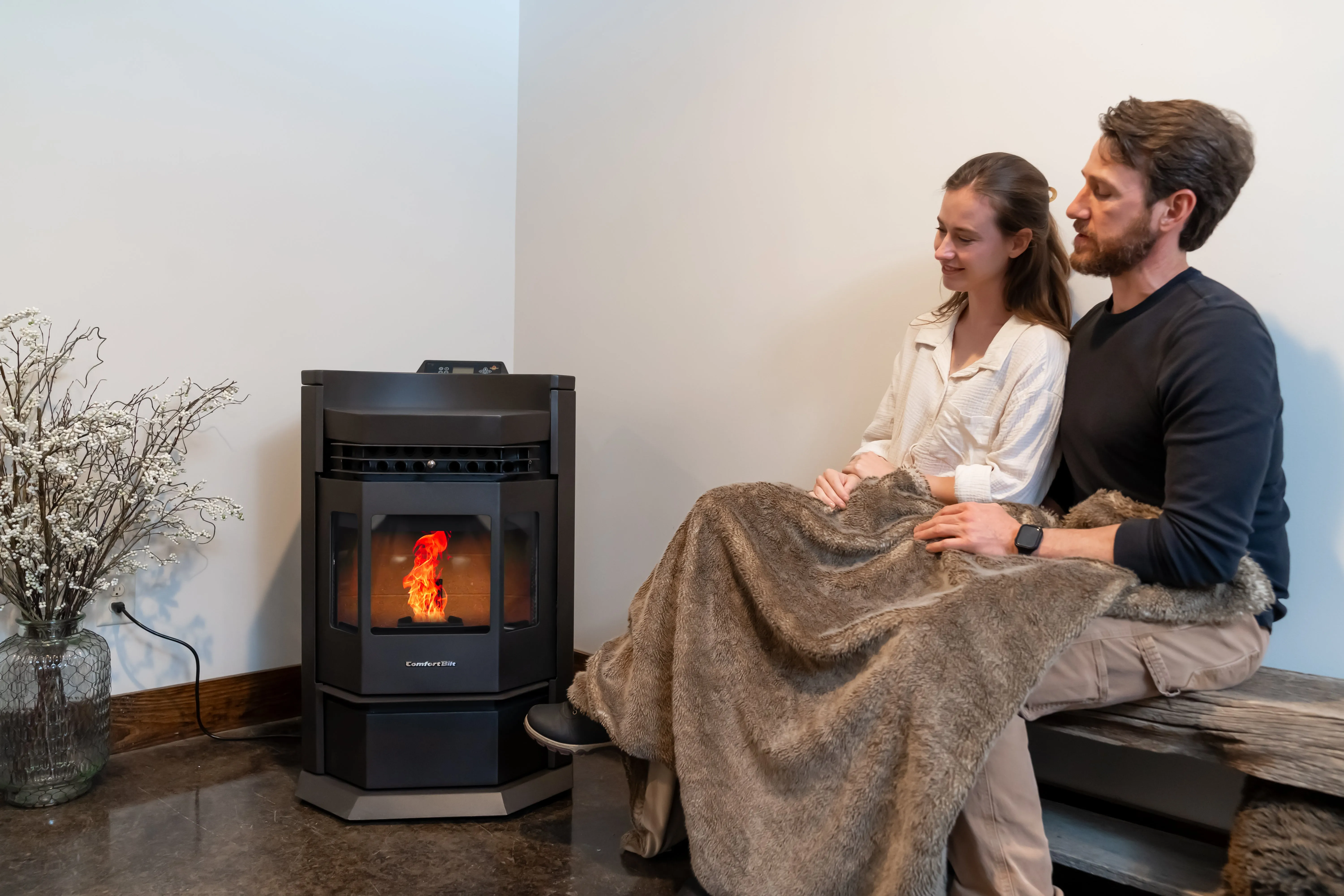 ComfortBilt HP22-N Pellet Stove Black