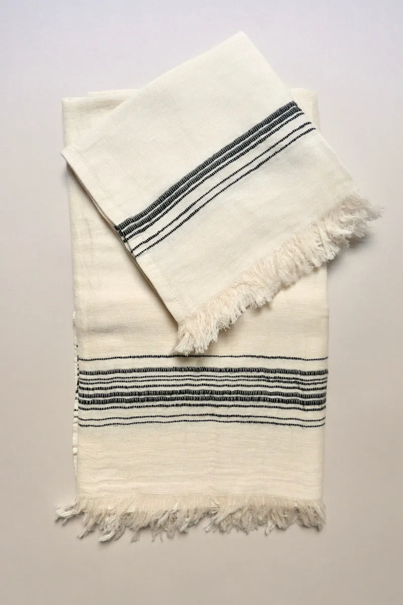 Hera hand towel