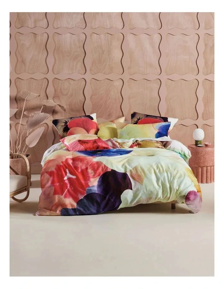 LINEN HOUSE SUPERBLOOM MULTI QUILT COVER SET