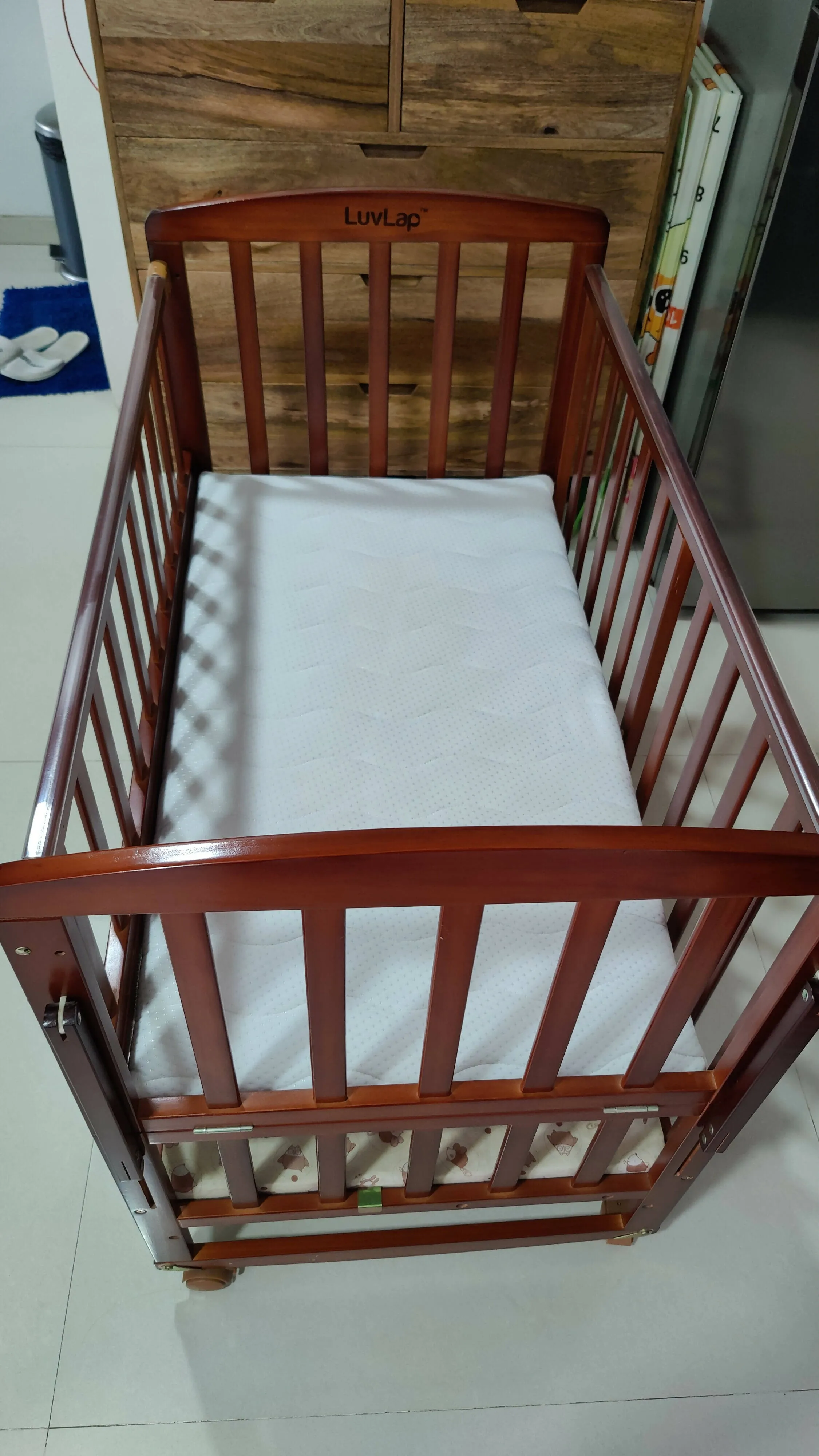 LUVLAP C-50 Wooden Crib/Cot, Dimensions - L92×B62×H157 cm