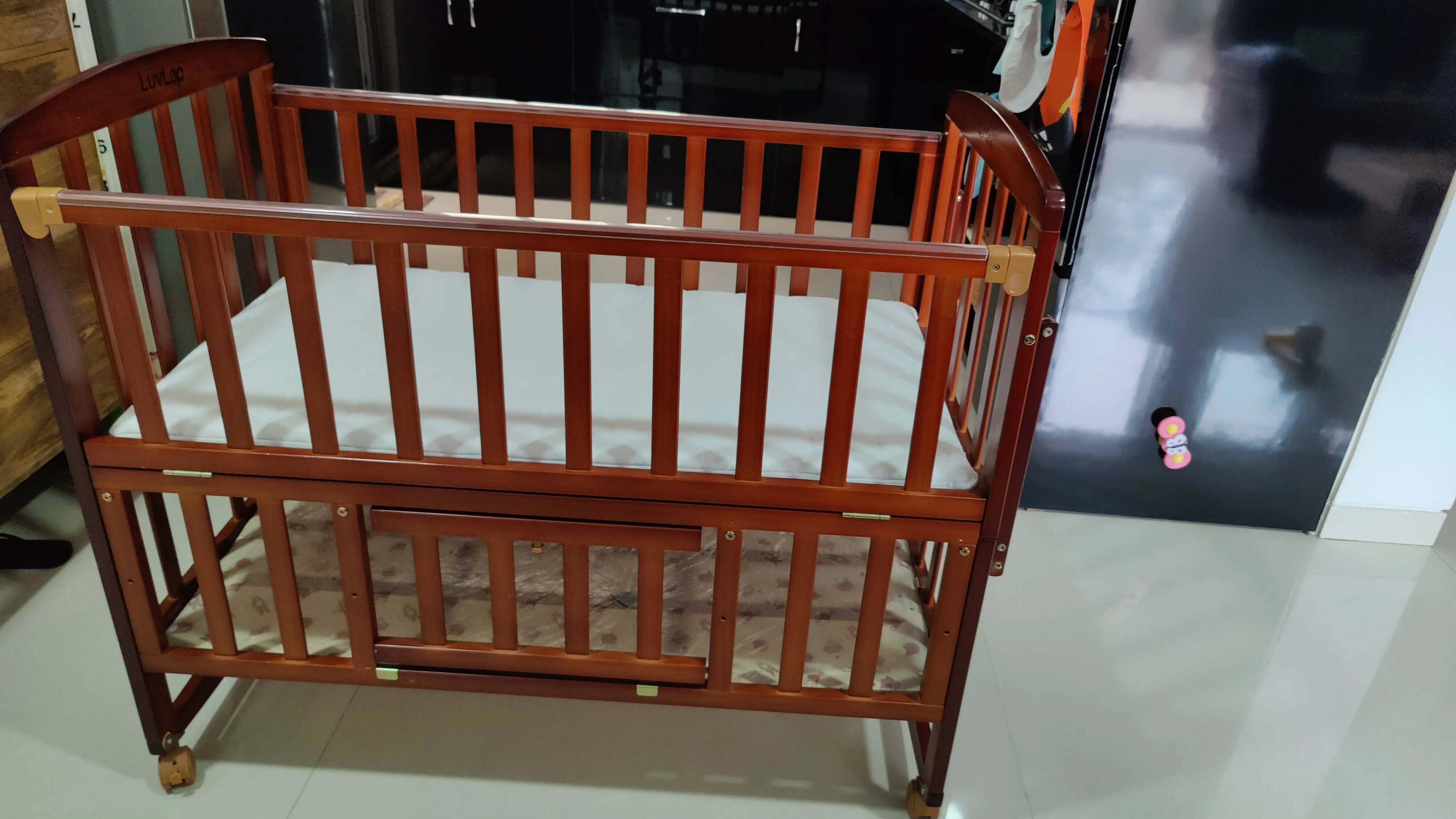 LUVLAP C-50 Wooden Crib/Cot, Dimensions - L92×B62×H157 cm