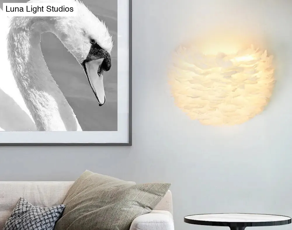 Modern Feather Wall Mount Lamp: Romantic & Cozy Wall Sconce Lighting for Bedroom