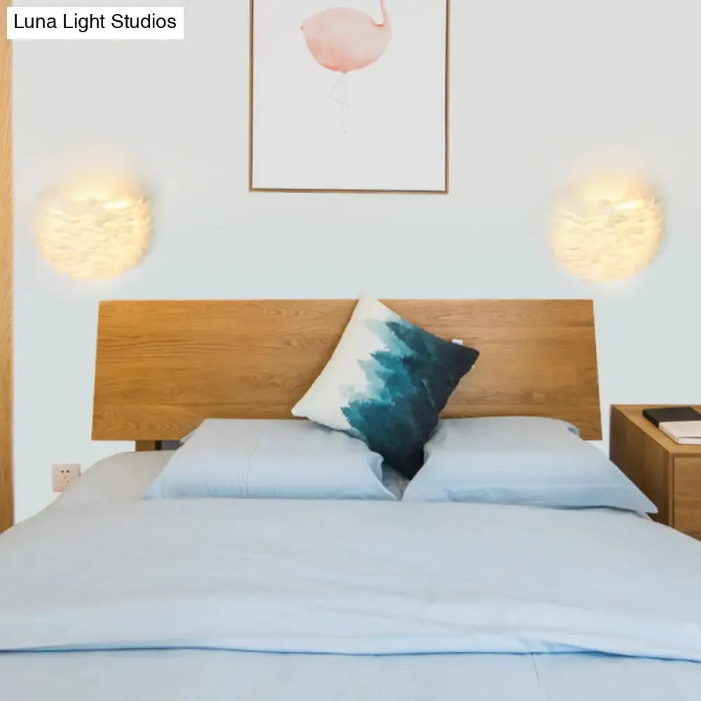 Modern Feather Wall Mount Lamp: Romantic & Cozy Wall Sconce Lighting for Bedroom