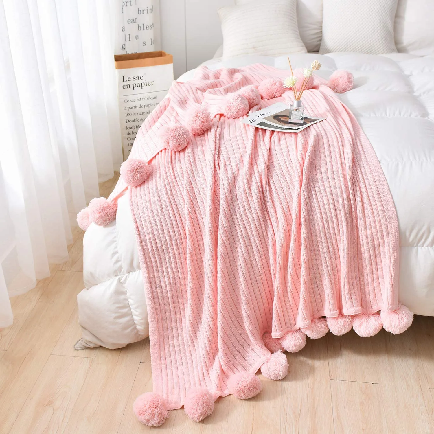 Pom Pom Light Pink Cotton Blanket