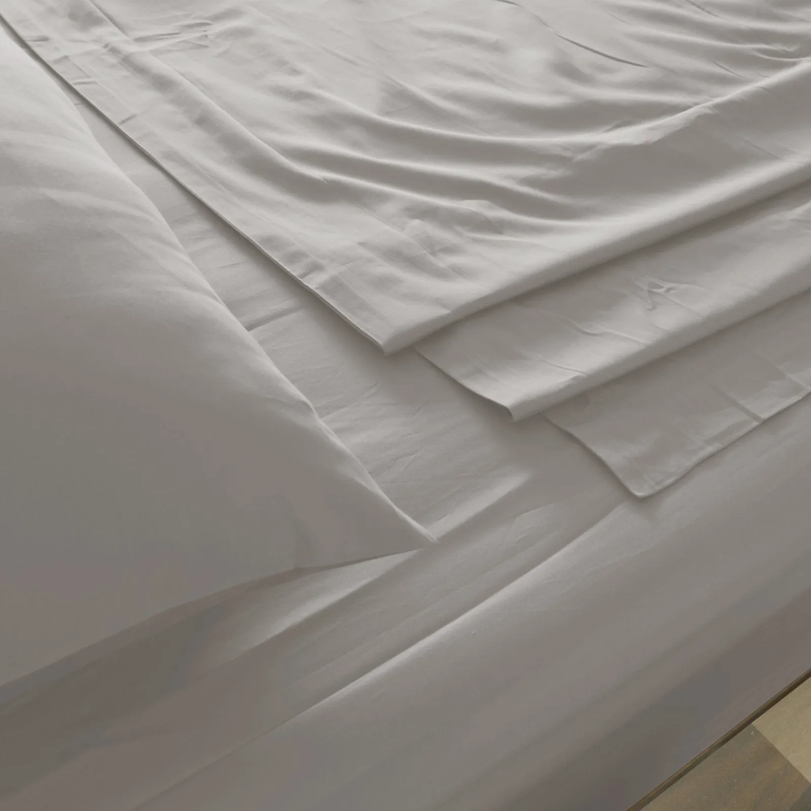 Royal Comfort 1000 Thread Count Bamboo Cotton Sheet and Quilt Cover Complete Set King Dove