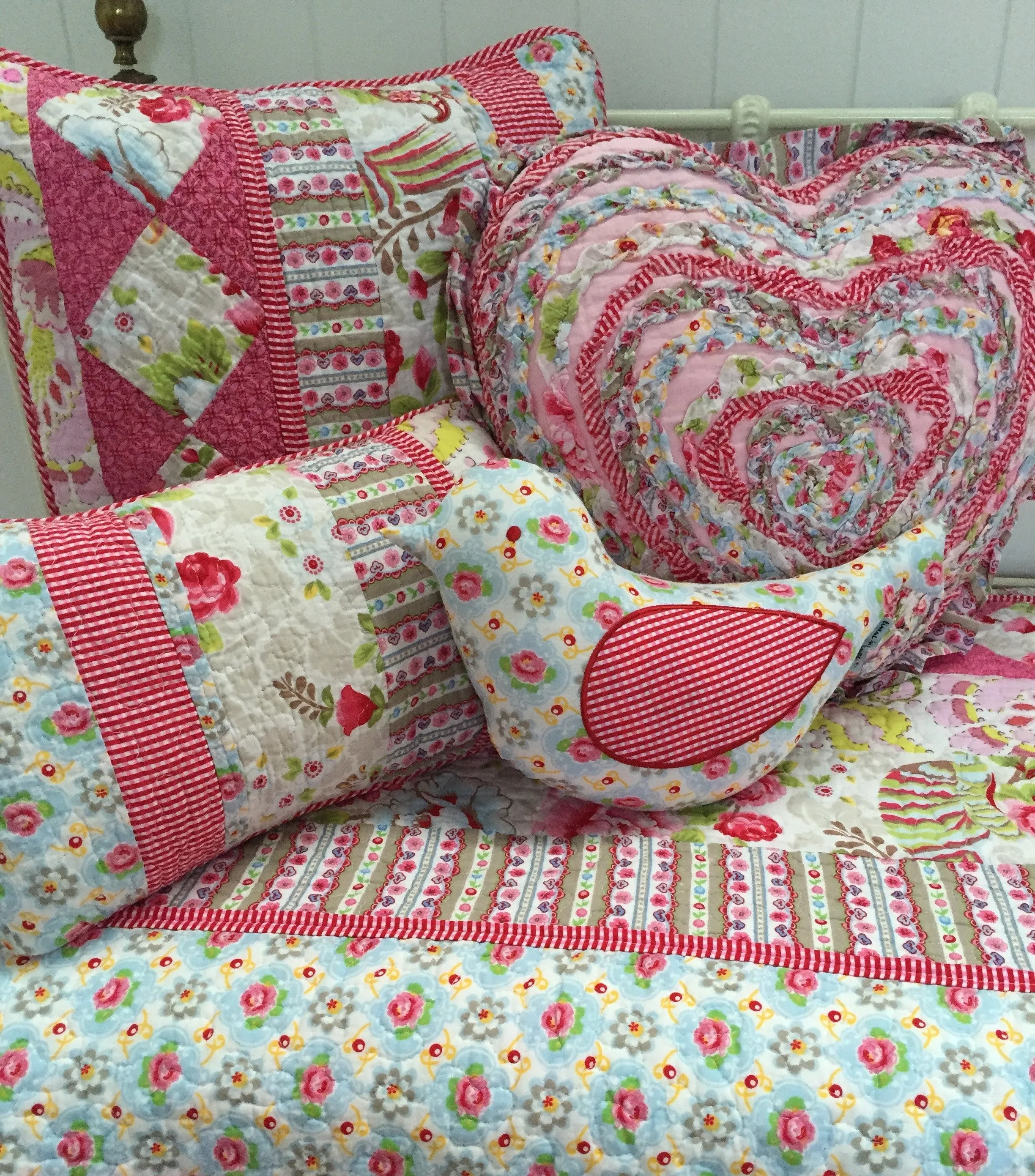 Stella Floral Cotton Cot Quilt  & Bonus Emma Heart shaped Rattle