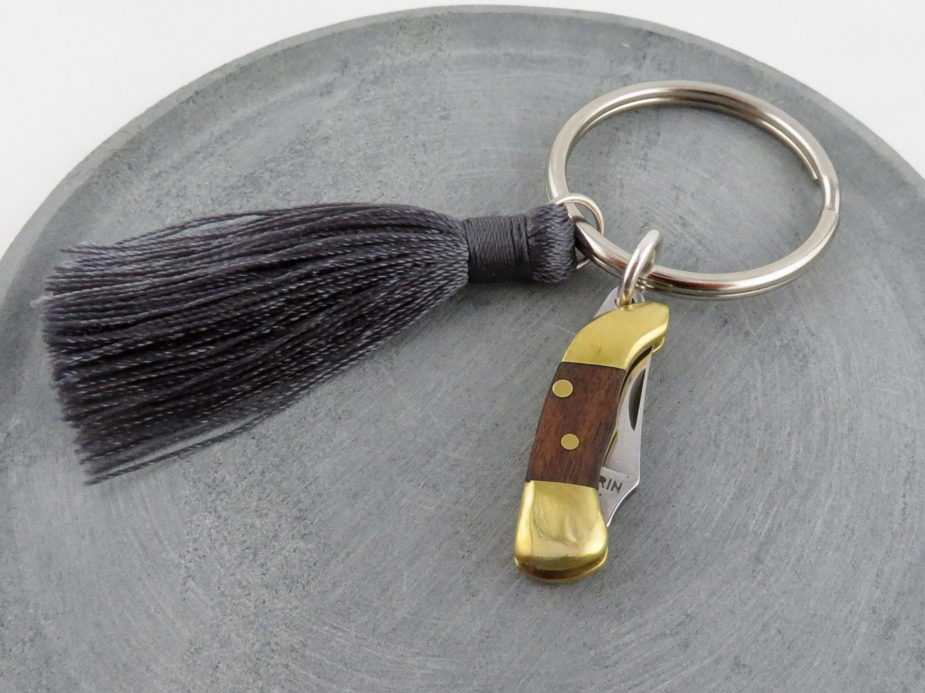 Walnut Wood Knife Italy Keyring - Md